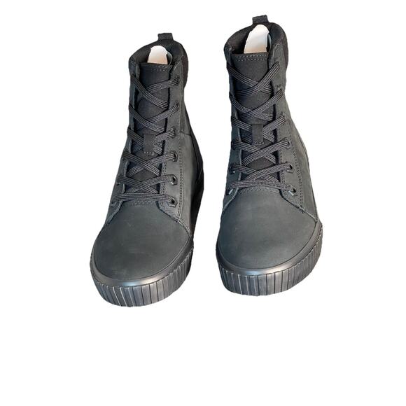 NEW Timberland Women's Skyla Bay 6" Nubuck Hiking Sneaker Boot, Size 5.5 - Picture 3 of 6